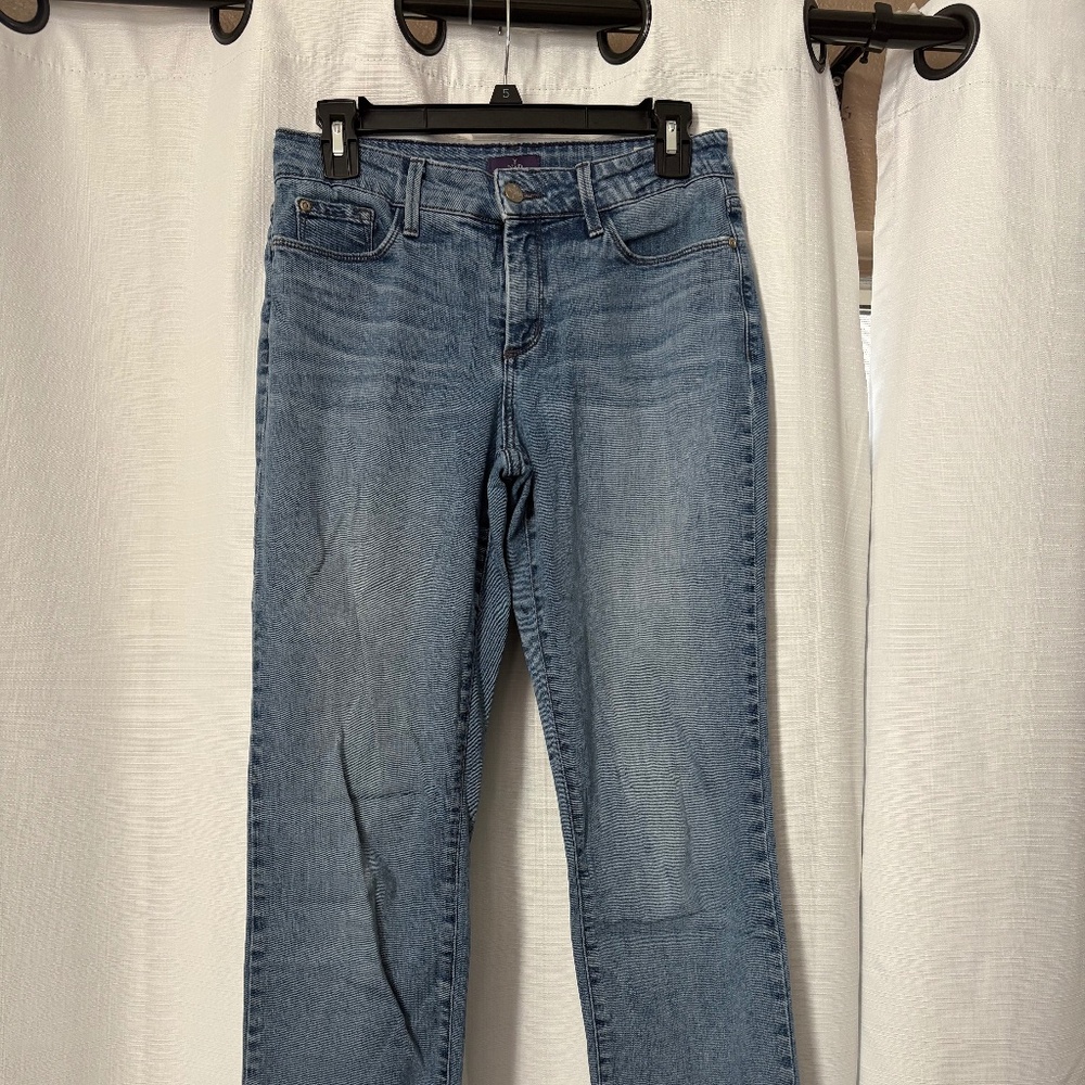 NYDJ size 4 light wash jeans